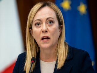 Pd e M5s tra tensioni, centrodestra accelera sulla riforma