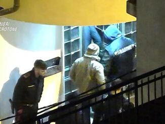 'Ndrangheta, sette arresti per latitanza a Cirò Marina
