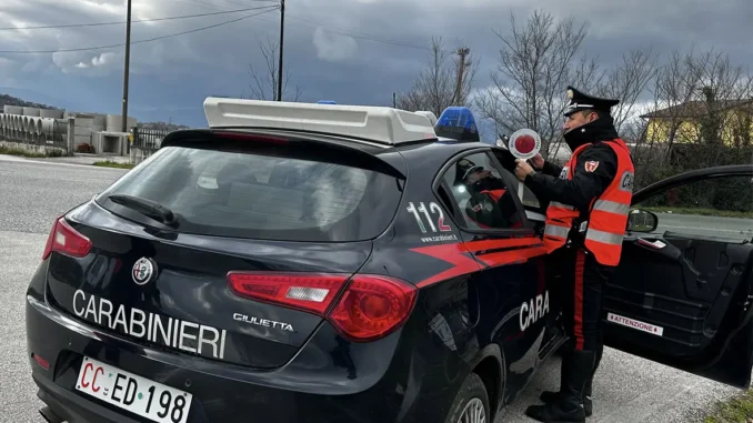 Carabinieri smantellano rete di scavi e traffici illeciti