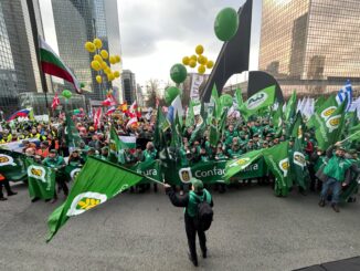 Agricoltura in piazza contro il riarmo UE