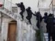 Napoli, maxi blitz contro il clan Licciardi