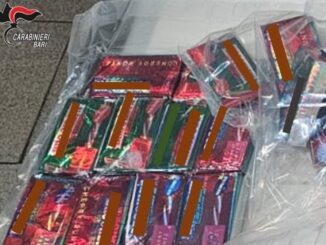 Droga, incidente innesca blitz: sequestrati 9 chili e un arresto