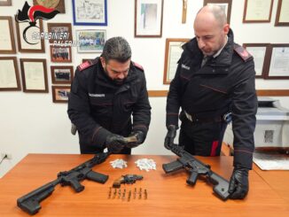 ZEN 2, controlli straordinari dei Carabinieri: cinque arresti, droga e armi sequestrate nel cuore del quartiere
