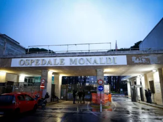 Bimbo trapiantato a Napoli, la mamma: "Per ora resta in lista"