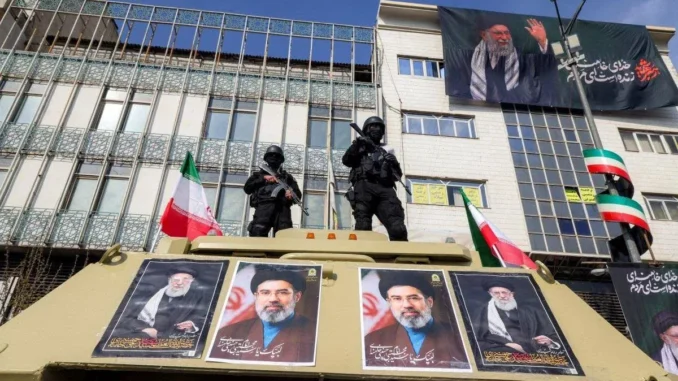 Guerra Iran verso la fine nuova guida sfida Stati Uniti