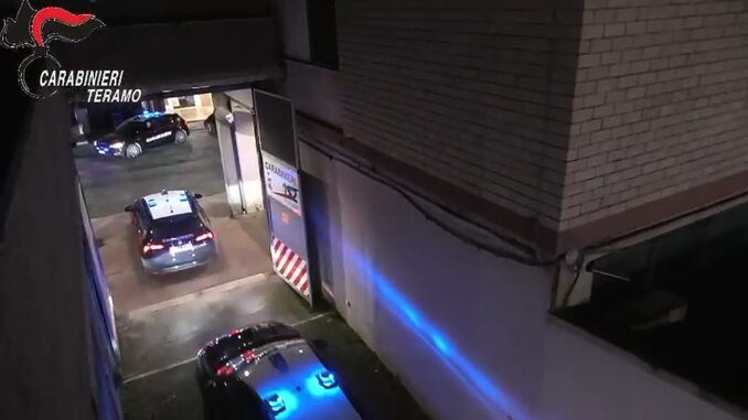 Violenza razzista e squadrista, otto misure cautelari a Teramo