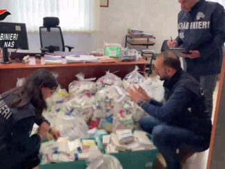 Farmacia abusiva smantellata a Foggia dai NAS Carabinieri