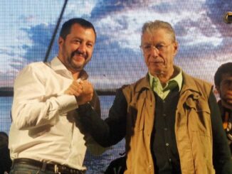 Funerale di Umberto Bossi: Pontida accoglie l'ultimo saluto