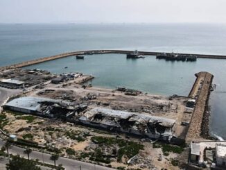 Hormuz riaccende la crisi con nuovo attacco contro petroliera