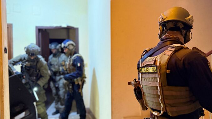 Sequestro beni colpisce rete criminale oltre un milione di euro